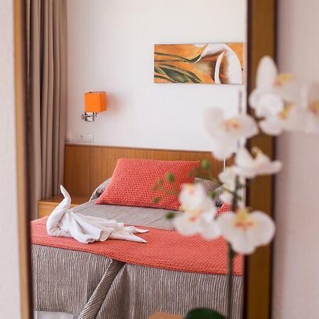 Hostal Los Pinos Es Canar  Luaran gambar